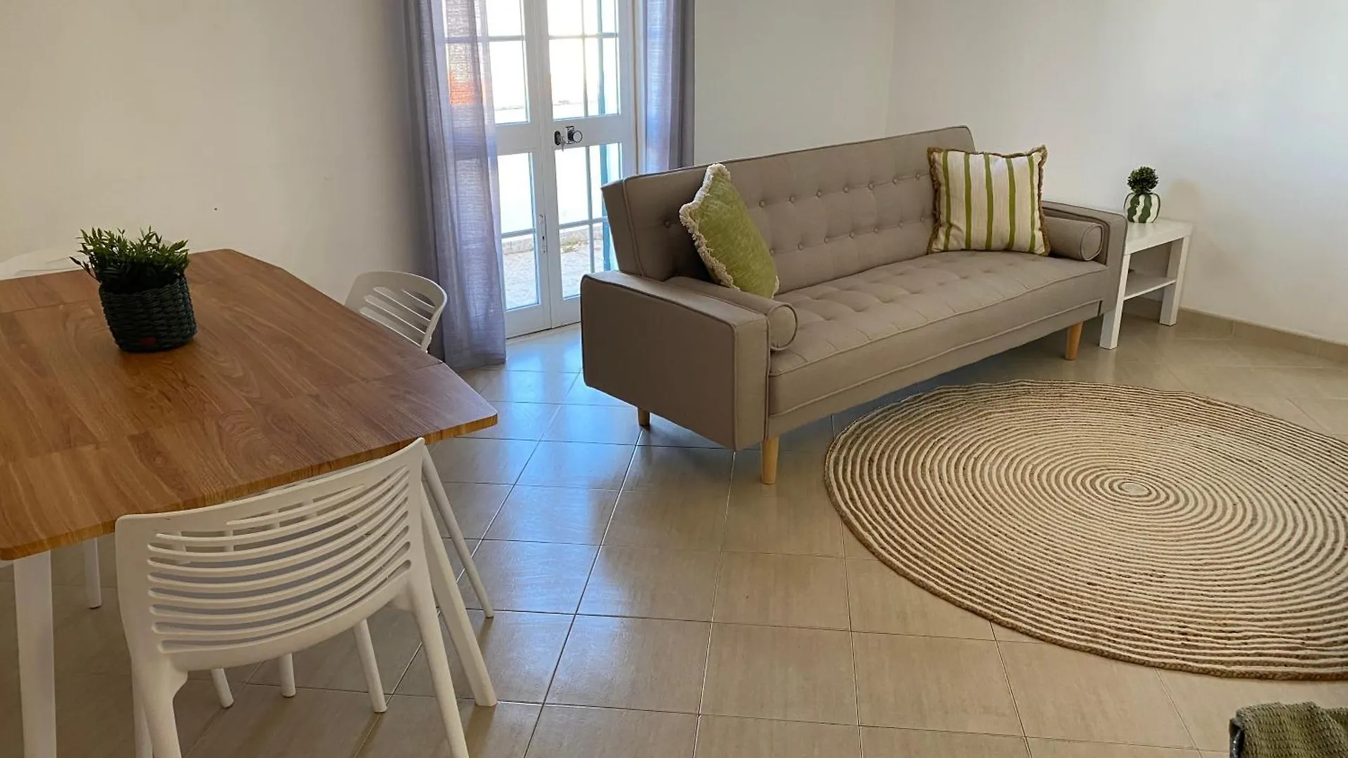 Alvor Apartment - Center And Beach